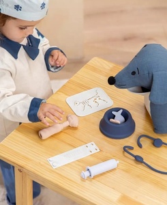 Nouvel ensemble de jeu vétérinaire en silicone mignon, ensemble de docteur en silicone personnalisé pour les tout-petits, kits de jeu vétérinaire semblant - Product Image 2