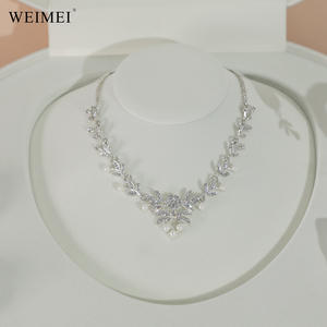 WEIMEI Elegant Pure White Large Round PU Leather Jewelry <b>Case</b> for Wedding Engagement Ring Necklace Watch Gift Packaging Box - Product Image 2