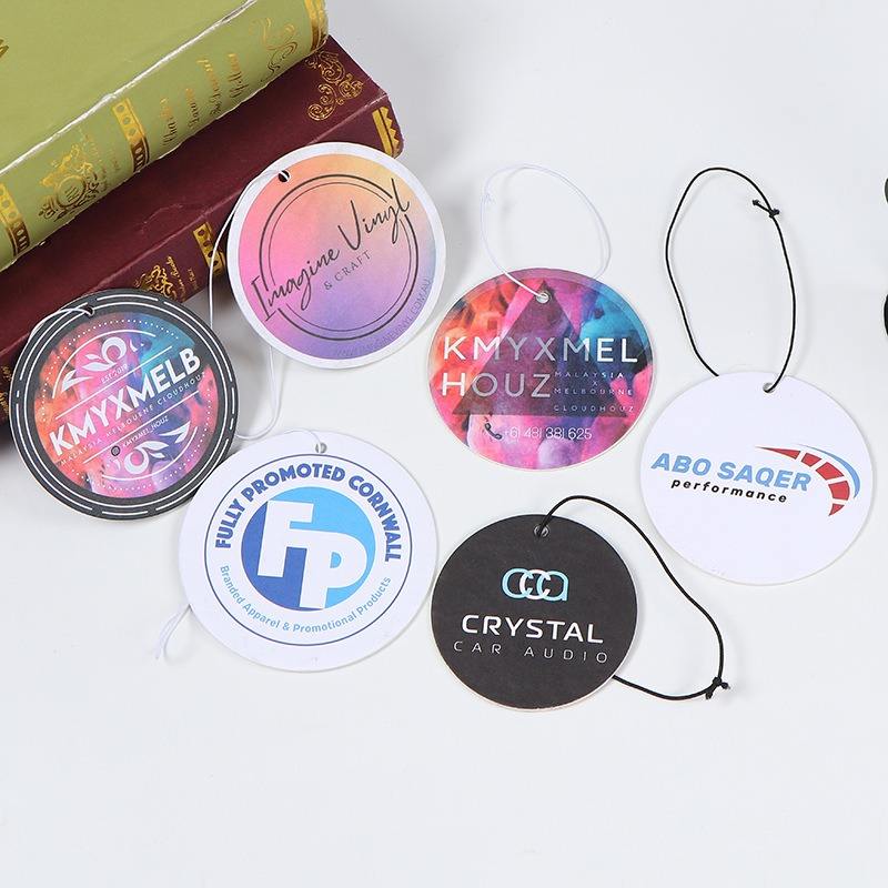 มีสีสัน