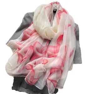 थोक कस्टम ग्रीष्मकालीन नरम पतला स्कार्फ पॉलिएस्टर मुद्रित समुद्र तट टाई डाई हिजाब