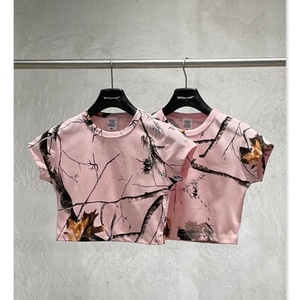 T-shirt à manches courtes de haute qualité 315G à motif de feuilles d'été, à épaules régulières, avec un sens du design, coupe ajustée, <span class=keywords><strong>haut</strong></span> court pour femmes - Product Image 1