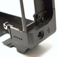 Cage de caméra en acier inoxydable d'usinage CNC de précision personnalisée accessoire en alliage d'aluminium pour la prise de vue vidéo et la photographie