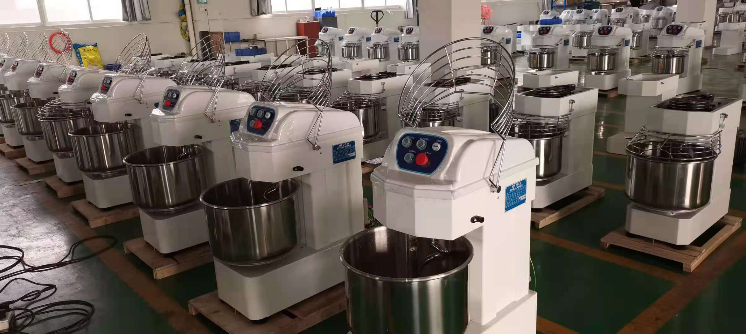 烘焙设备面包机 30l 商用面团搅拌机