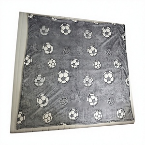 Couverture de football phosphorescente, idéale pour les canapés et les lits, douce et confortable, en fibre de polyester, personnalisable - Product Image 4