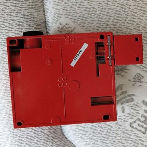 Interruptor de Seguridad para Puerta XCS-E XCSE5311 24V IP22 ABS Tipo Relé Interruptor de Proximidad - Product Image 1