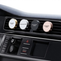 Diffuseur de parfum pour grille d'aération de voiture en métal brillant, créatif, haut de gamme, longue durée, désodorisant, ornement parfumé pour l'intérieur