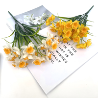Bunga Daffodil Sutra Buatan 7 Cabang Realistis Modern untuk Dekorasi Pernikahan, Simulasi Bunga Asli Grosir