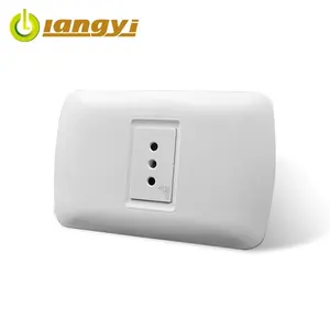 Enchufe de pared italiano de tres Pines, toma de corriente eléctrica de 16Amp, 250V, para África, América del Sur, venta al por mayor