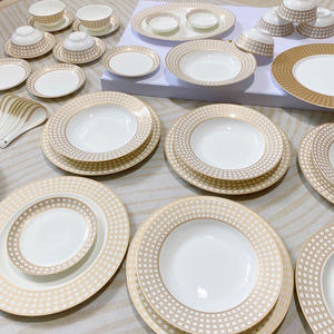 Ensemble de dîner en porcelaine d'os de style européen doré de 41 pièces, assiette de fruits exquise - Product Image 2