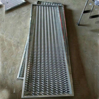 Plaque perforée antidérapante en forme d'œil de poisson, tôle perforée en acier galvanisé pour passerelle et plateforme