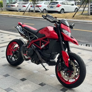 <span class=keywords><strong>Moto</strong></span> <span class=keywords><strong>de</strong></span> <span class=keywords><strong>course</strong></span> haute performance <span class=keywords><strong>Ducati</strong></span> Hacker 950 L bicylindre refroidi par eau, moteur à essence quatre temps 937cc, électrique - Product Image 5