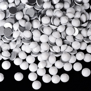 Nouveauté Oleeya : Strass en verre cristal blanc solide, à dos plat, pour décoration d'ongles - Product Image 1