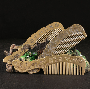 Herstellergroßhandel Premium Messing Handgefertigter Kupferkamm mit Pfauenmuster - Product Image 3