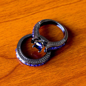 Anello Impilabile Blu Scuro per Donne, Gioielli di Moda Creativi e Scintillanti, Vendita all'Ingrosso - Product Image 3