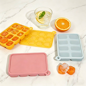 Moule à glaçons en silicone de qualité alimentaire à 8 compartiments, sphères et carrés, réutilisable, sans BPA, avec couvercle, pour aliments pour bébés, cocktails et bourbon - Product Image 1