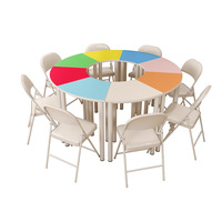 Tables de consultation en groupe hexagonales en bois pour étudiants, combinaisons modulaires trapézoïdales en forme de secteur pour salles de classe intelligentes et salles de lecture