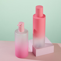 Botellas cilíndricas de PET esmerilado rosa degradado de 450 ml con tapa dispensadora para gel de baño, loción de manos, mascarilla facial y empaque de pelucas