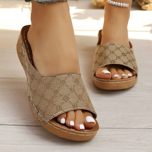 Chaussons décontractés pour femmes avec broderie prune, semelle compensée tendance, confortables pour l'extérieur et la maison, chaussures d'été - Product Image 2