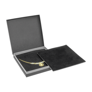 Serie 0605 HINGE – Scatola a cerniera per il collier | Scatola per collier 158×158×25 mm - Product Image 1