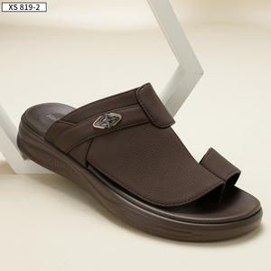 2025 nuovi sandali piatti Slip-On da <span class=keywords><strong>uomo</strong></span> di alta qualità personalizzati che aumentano l'altezza delle pantofole Casual estive - Product Image 2