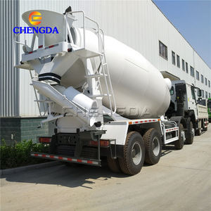 Nuevo Camión Mezclador de Concreto Móvil SINOTRUK HOWO 6*4 de 6-14 Metros Cúbicos, 25 Toneladas, con Volante a la Izquierda - Product Image 4