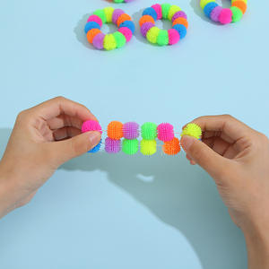Nuovo pizzicotto Le colorato morbido braccialetto TPR che allevia lo Stress giocattolo braccialetto di particelle - Product Image 6