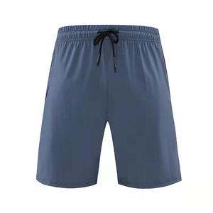 Short de sport européen et américain pour hommes Short de course et de fitness Short décontracté à séchage rapide Entraînement en équipe scolaire - Product Image 6