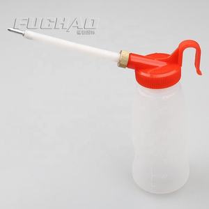 Graisseur à long bec Capacité de 180ml avec échelle pour machine à coudre - Product Image 6