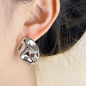 Boucles d'oreilles clous martelées en acier inoxydable pour femmes, Joyas <span class=keywords><strong>Les</strong></span> Bijoux Pour Femmes En Acier Inoxidable, Joyeria De Oro Laminado Aretes - Product Image 3