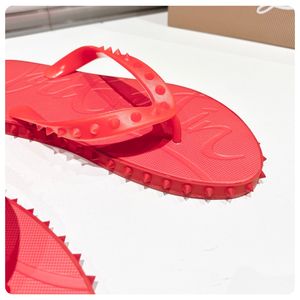 Nouvelles pantoufles rouges à bout ouvert pour la maison 2026 |   Chaussons de luxe doux et confortables pour intérieur et extérieur, antidérapants, pour salle de bain et hôtel, avec design en sangle - Product Image 3