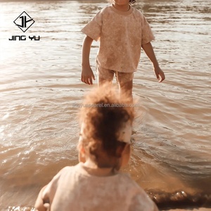 Conjunto de Verano de 2 Piezas para Niños, Camiseta de Manga Corta Extra Grande con Logotipo de Marca Personalizada de Alta Calidad y Pantalones Cortos de Ciclismo - Product Image 5