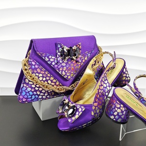 Scarpe firmate 2024 charm scarpe da donna Set borsa e <span class=keywords><strong>marca</strong></span> di lusso per le signore tacco medio scarpa e borsa impermeabile - Product Image 4