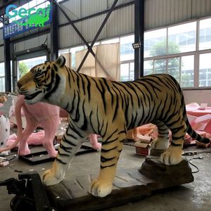 GECAI GC 002 เครื่องเล่นสนามกลางแจ้ง ทำจากเรซิ่น รูปแบบเสือเคลื่อนไหวได้เหมือนจริง ขนาดเท่าตัวจริง ควบคุมอัตโนมัติ ได้รับการรับรองมาตรฐาน ISO ใช้ไฟ 110/220V เหมือนเสือจริง - Product Image 2