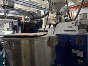 Machine de moulage par injection hydraulique horizontale d'occasion Haitian Mars2 470 tonnes pour plastique, avec PLC, moteur, pompe, boîte de vitesses, roulement et vis - Product Image 6