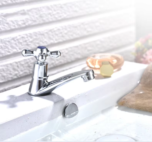 ก๊อกน้ำห้องน้ำแบบติดตั้งบนอ่างล้างหน้า ชุบโครเมียม แบบรูเดียว วาล์วเซรามิกทันสมัย แบบไม่ต้องสัมผัส น้ำเย็น พร้อมหัวก๊อกแบบดึงแบน - Product Image 3