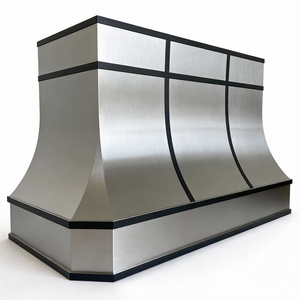 Cubierta de Campana Extractora Arquitectónica Personalizada de Acero Inoxidable 304 de Calibre Pesado, con Perfiles Curvos y Tiras Negras Cepilladas, Montada en Pared para - Product Image 2