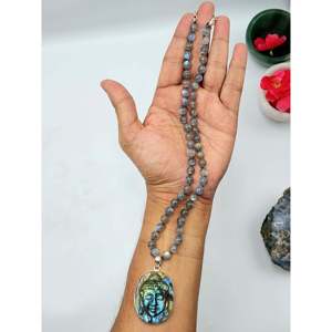 Collar de cuentas de labradorita o arcoíris negro con colgante de Buda de labradorita, joyería de piedras preciosas/cristales para el Día de la Madre - Product Image 1