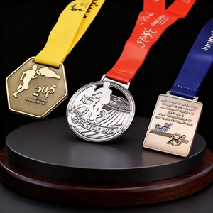 Medalla Deportiva de Maratón de Metal (Oro, Plata, Cobre) 3D, Diseño Exclusivo de Fábrica, Personalizada, Estilo Antiguo Moderno, con Cinta - Product Image 4