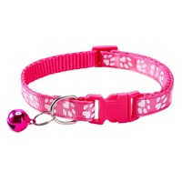 Collier pour animaux de compagnie avec clochette, style dessin animé, pour chats et chiens, réglable, motif patte, best-seller transfrontalier, boucle de sécurité, vente en gros en stock