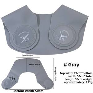 Outils <span class=keywords><strong>de</strong></span> coiffure pour salon <span class=keywords><strong>de</strong></span> coiffure fabriqués par VINNIE, imperméables, antiadhésifs, cape <span class=keywords><strong>de</strong></span> <span class=keywords><strong>coupe</strong></span> <span class=keywords><strong>de</strong></span> <span class=keywords><strong>cheveux</strong></span>, cape <span class=keywords><strong>de</strong></span> barbier en silicone pour le cou - Product Image 2