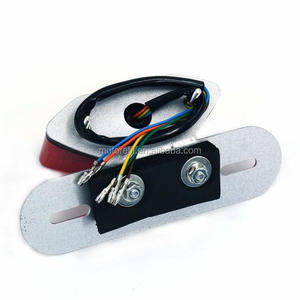 Lente della motocicletta luci LED integrato freno di coda di arresto di funzionamento lampadina per moto coda indicatore di direzione di coda - Product Image 4