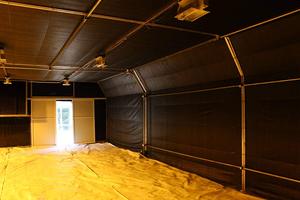 Kit de invernadero agrícola de túnel alto de gran tamaño, casa de setas opaca de privación de luz de un solo tramo hecha de material PE - Product Image 4