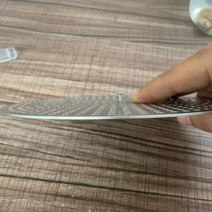 Práctico colector de pelo de desagüe de ducha para baño y cocina, disco de filtro, disco de desagüe de suelo perforado de acero inoxidable - Product Image 1