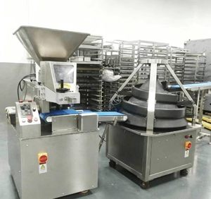 Machine automatique de façonnage et de division de boules de pâte à pain, à pizza, et de pâte à brioches, pour des formes coniques et rondes - Product Image 4