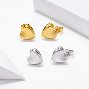 Boucles d'oreilles en forme de cœur plié, acier inoxydable avec placage sous vide en or 14 carats, design cœur sculpté, options de couleurs or et argent - Product Image 1
