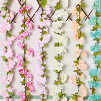 Fabricant de fleurs artificielles en gros, vigne de fleurs de cerisier artificielles pour la décoration de mariage