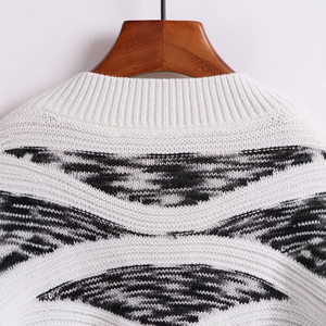 Suéteres de talla grande de diseñador de lujo para mujer Marca OEM personalizada de punto Estilo europeo Ropa de invierno Fabricante Wanita - Product Image 4