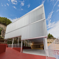 Volets de fenêtre en aluminium imperméables pour l'extérieur, à lames décoratives, OEM