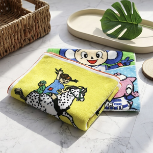 Serviette <span class=keywords><strong>de</strong></span> toilette personnalisée en coton 100% avec impression numérique, logo personnalisé, certifiée GRS ISO, fournisseur Fortune 500, échantillon en 5 jours - Product Image 2