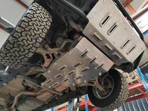 Для кузова <span class=keywords><strong>Porsche</strong></span> <span class=keywords><strong>Cayenne</strong></span> 957 6 мм из углеродистой стали, прочный защитный компонент для бездорожья - Product Image 5